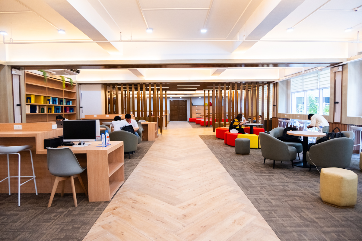 Fray Luis De Leon Learning Commons (2)